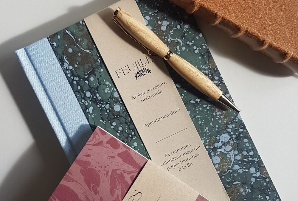 04 FDS #4 – Feuilles, reliure artisanale